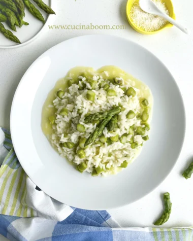 Italian recipe of risotto with asparagus